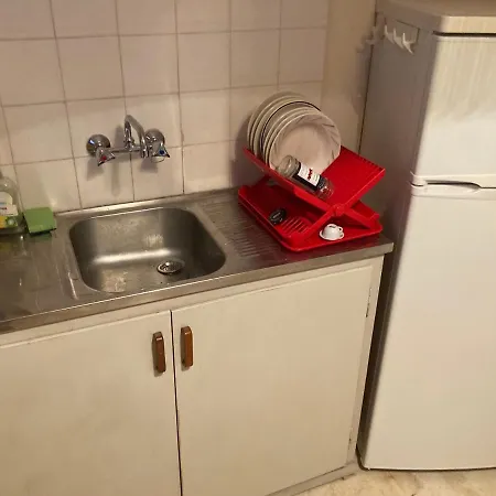 Kokkini Peach Budget Appartement