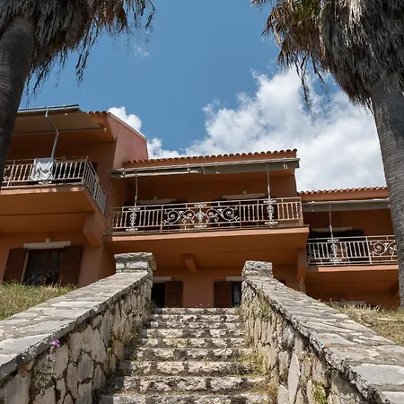 Kokkini Peach Budget Apartman