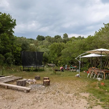 Kokkini Peach Budget Apartman