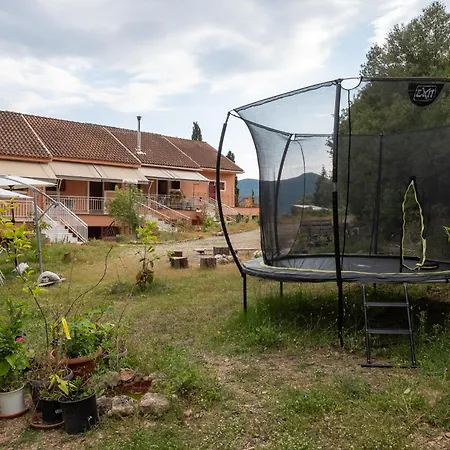 Kokkini Peach Budget