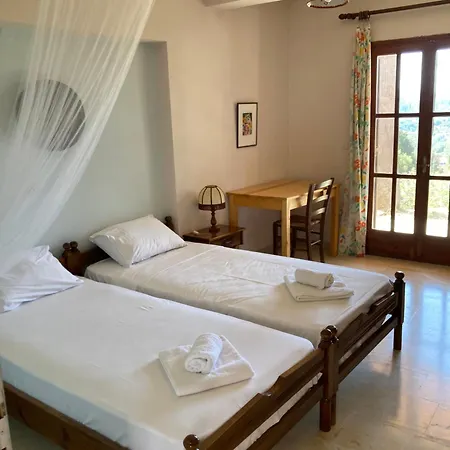 Kokkini Peach Budget Kokkínion