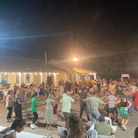 Kokkini Peach Budget Apartman *