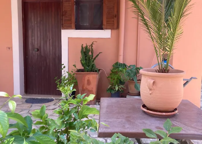 Kokkini Peach Budget Appartement *